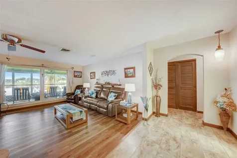 9721 Lakeside Lane Port Richey FL 34668