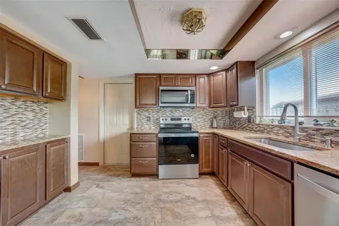 9721 Lakeside Lane Port Richey FL 34668