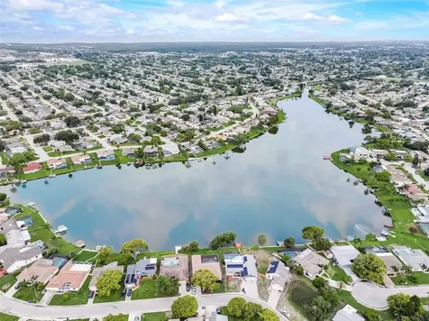 9721 Lakeside Lane Port Richey FL 34668