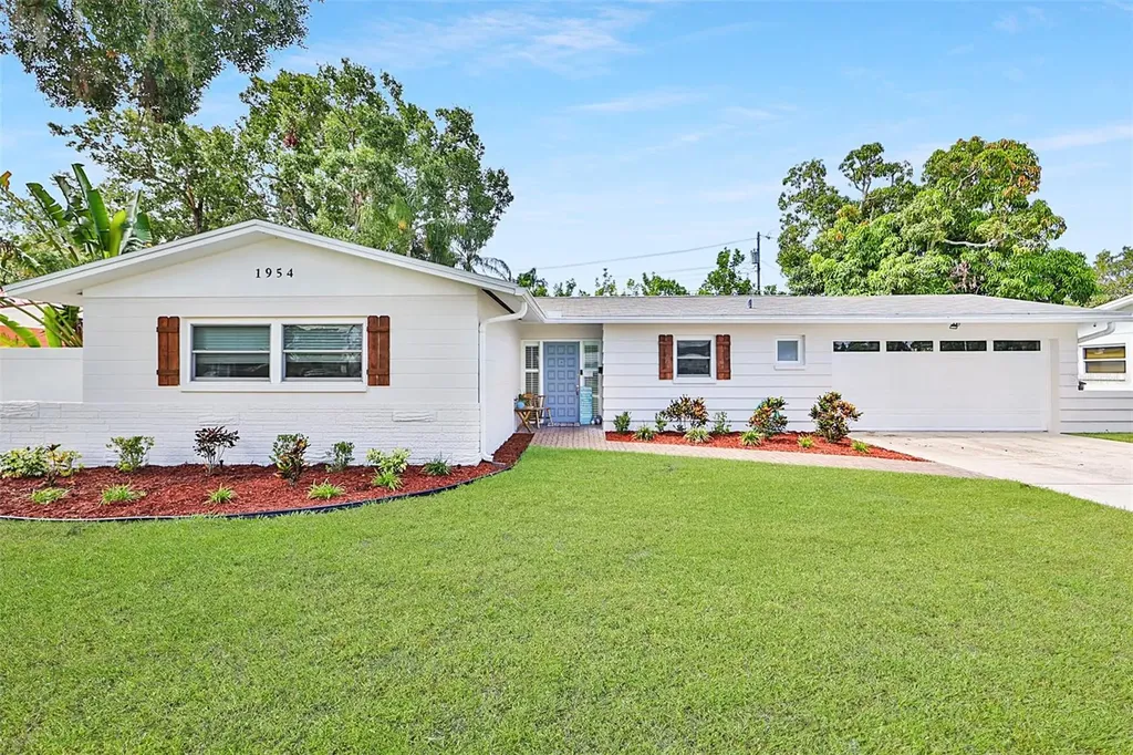 1954 67th Avenue S St Petersburg FL 33712