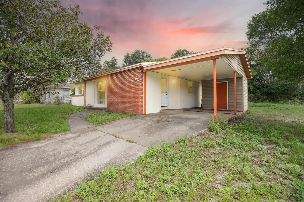2386 Lake Helen Osteen Road Deltona FL 32738