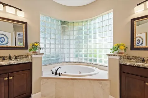 8010 Landgrove Court Orlando FL 32819