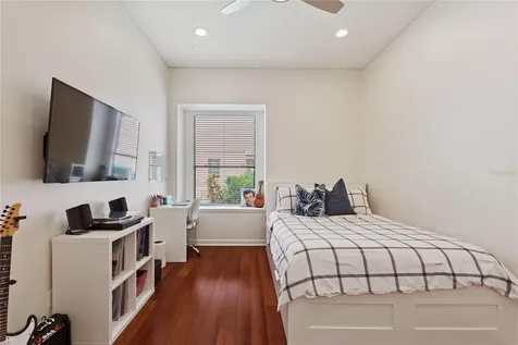 8010 Landgrove Court Orlando FL 32819
