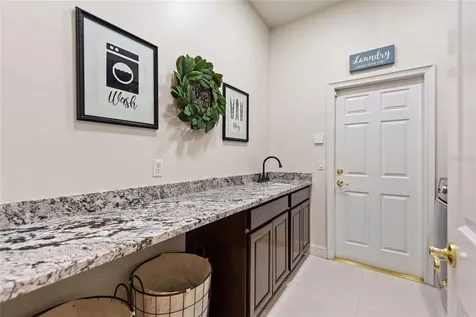 8010 Landgrove Court Orlando FL 32819