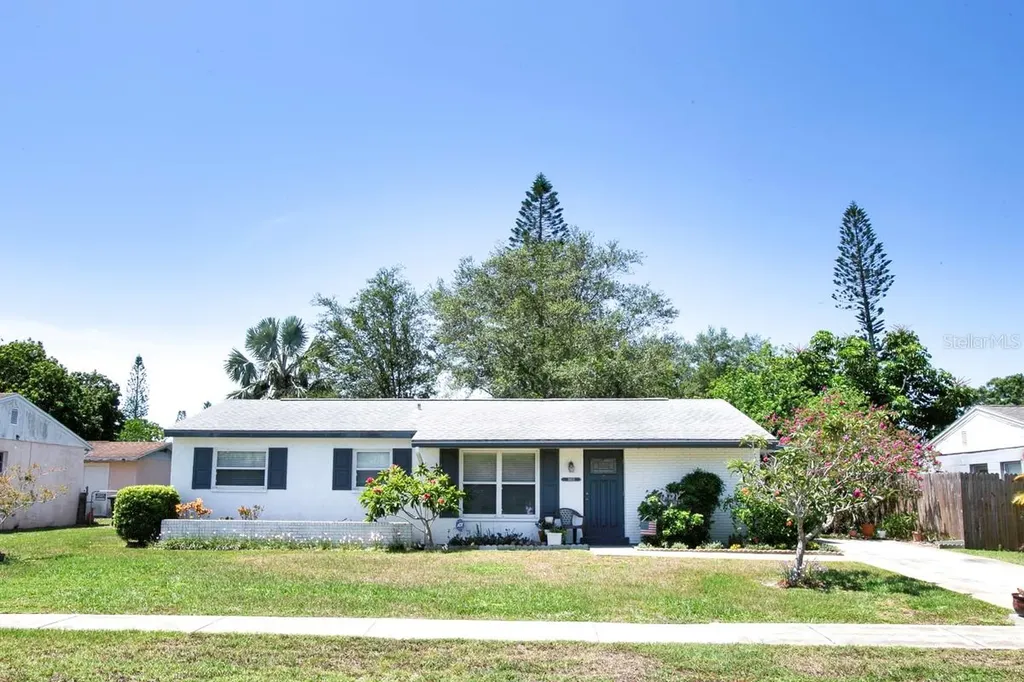 3603 27th Avenue W Bradenton FL 34205