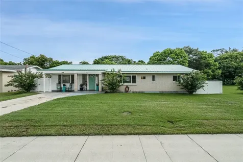 202 S Hull Avenue Deland FL 32720