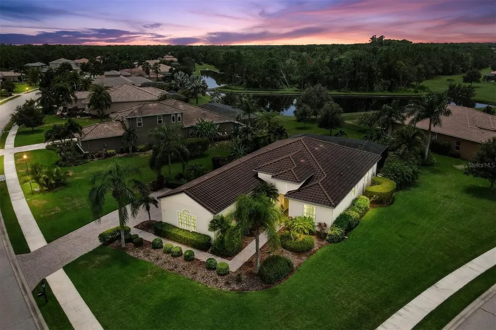 218 166th Street NE Bradenton FL 34212