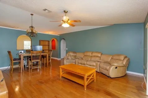 2051 Corner Glen Drive Orlando FL 32820