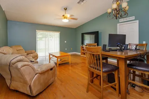 2051 Corner Glen Drive Orlando FL 32820
