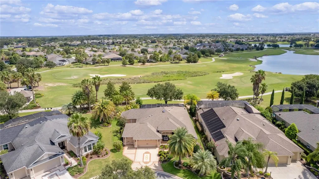 2305 Fringe Tree Trail The Villages FL 32162