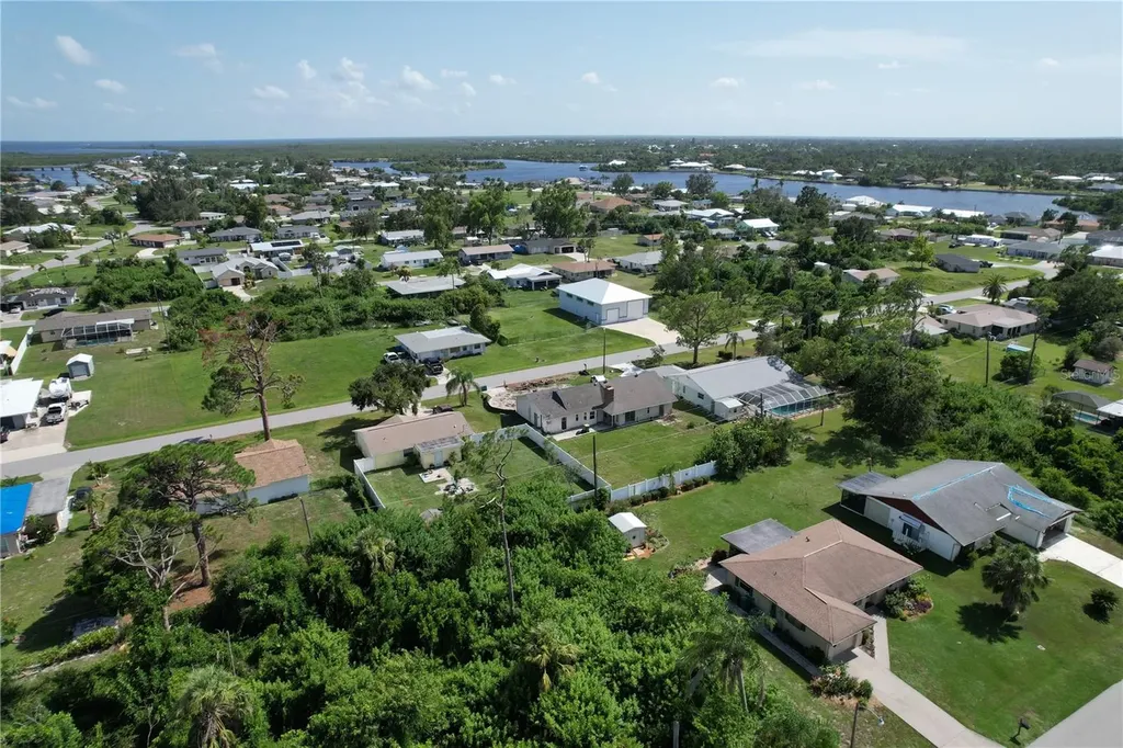 507 Meridan Avenue NW Port Charlotte FL 33952