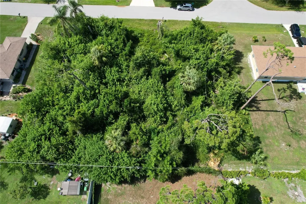 507 Meridan Avenue NW Port Charlotte FL 33952