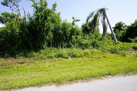 507 Meridan Avenue NW Port Charlotte FL 33952
