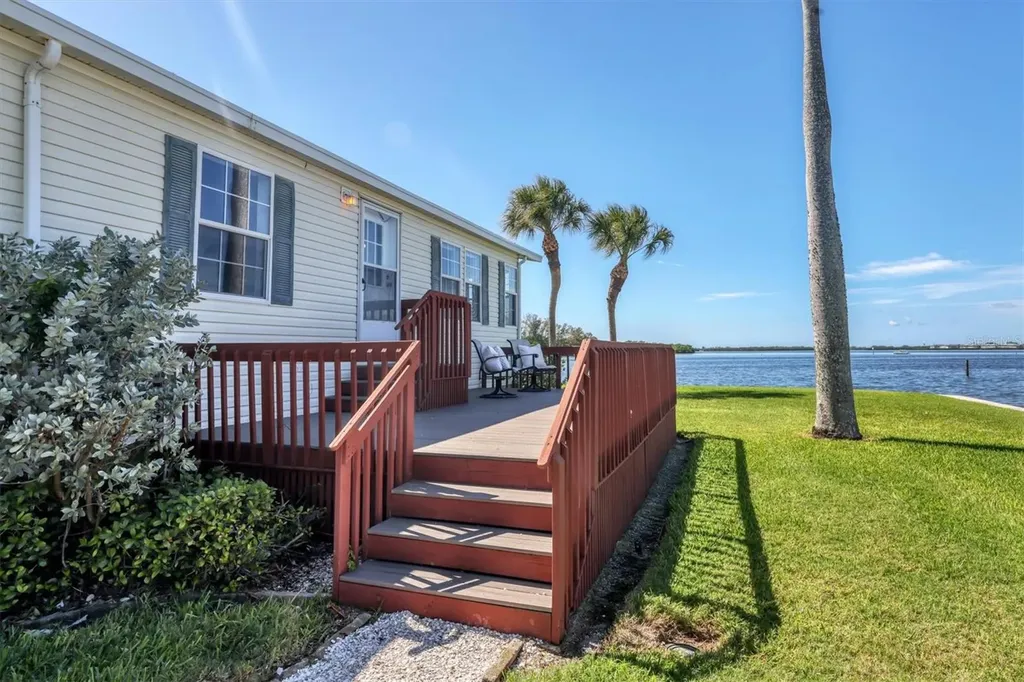 3512 115th Street W Bradenton FL 34210