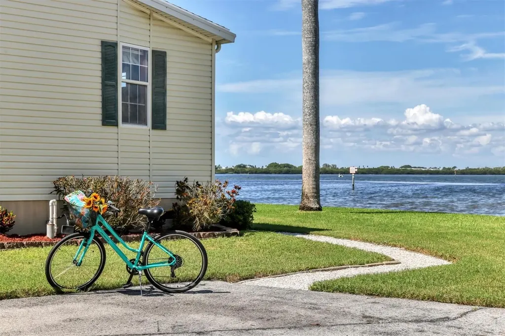 3512 115th Street W Bradenton FL 34210