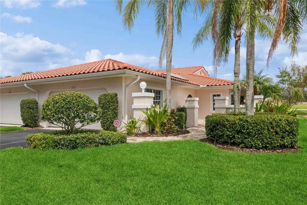 7334 Golf Pointe Circle Sarasota FL 34243