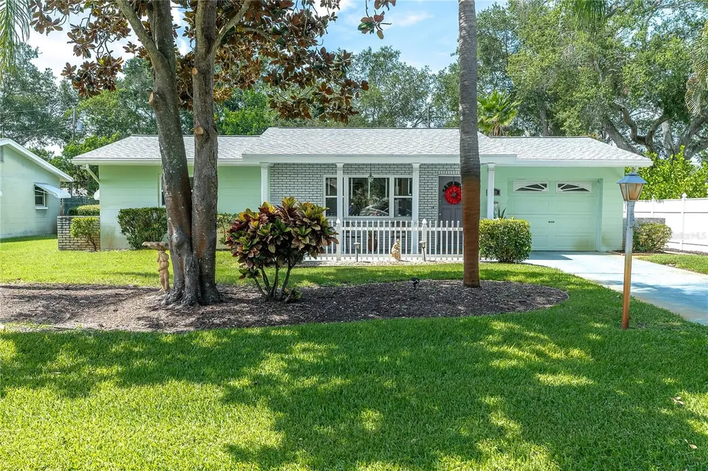5640 12th Avenue N St Petersburg FL 33710