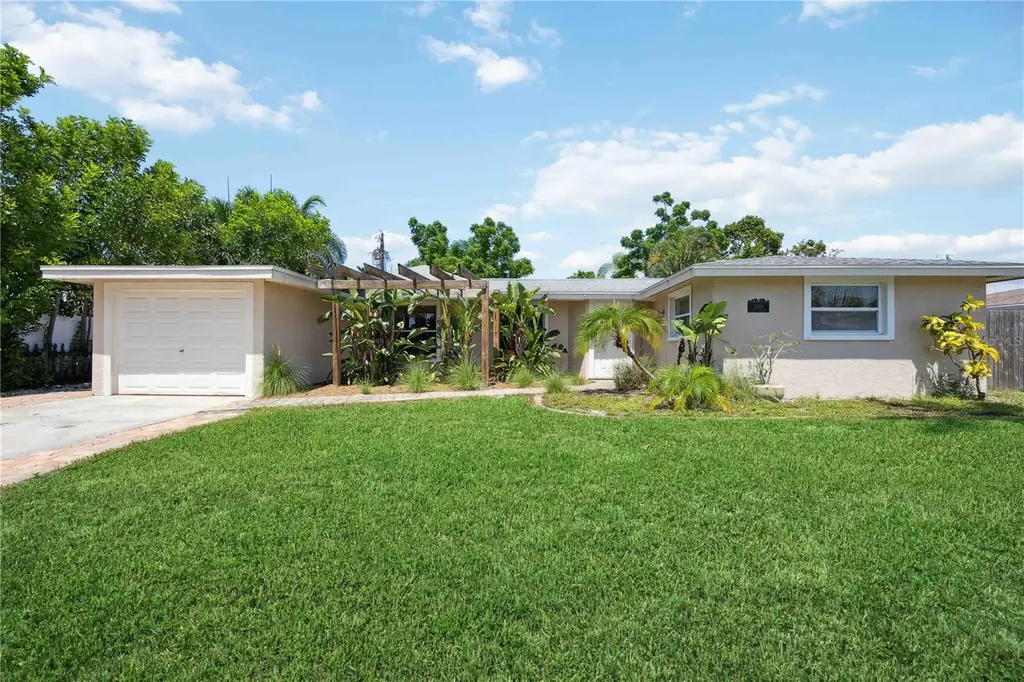 2409 Tulip Street Sarasota FL 34239