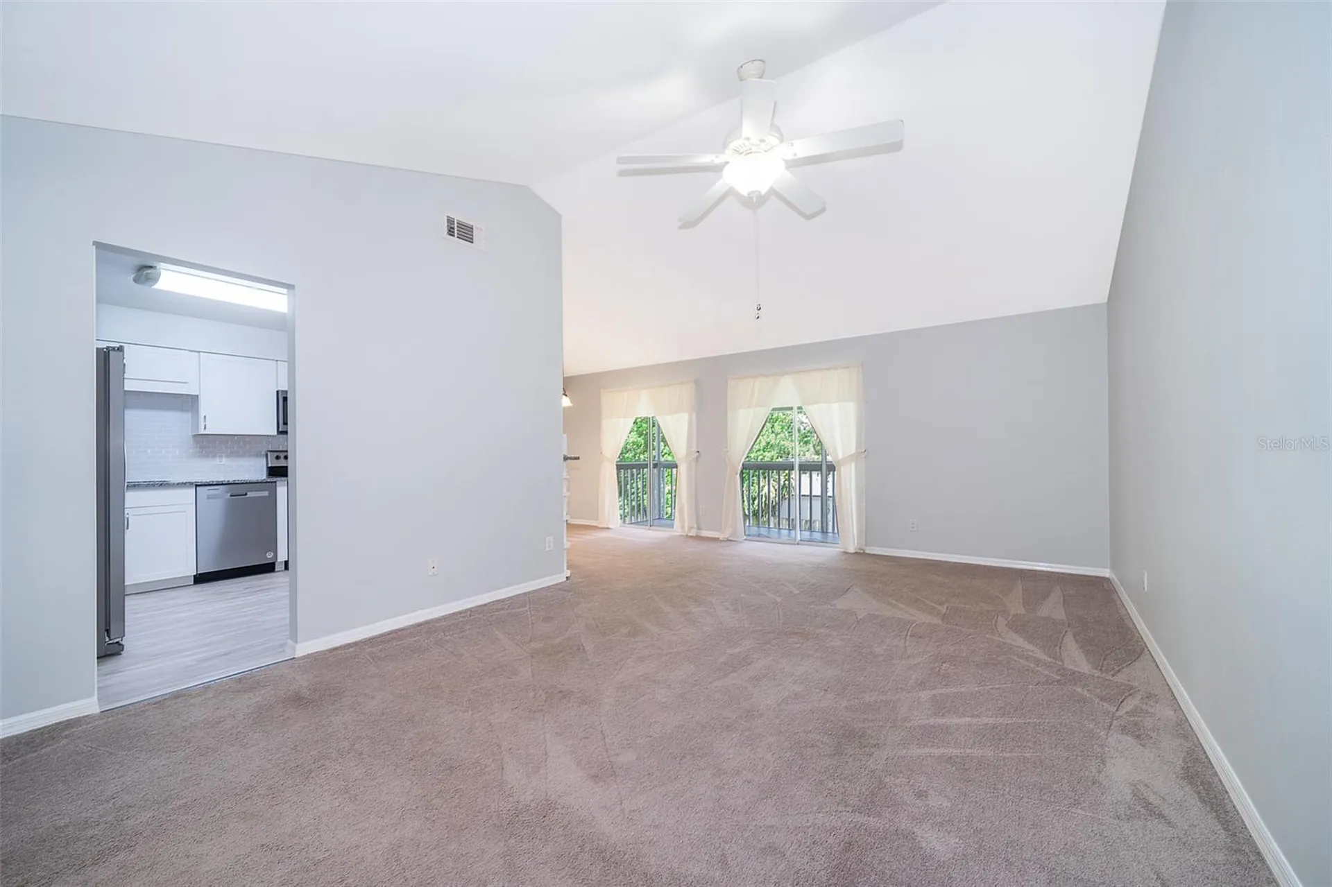 5301 White Cliff Lane Orlando FL 32812