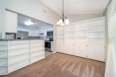 5301 White Cliff Lane Orlando FL 32812
