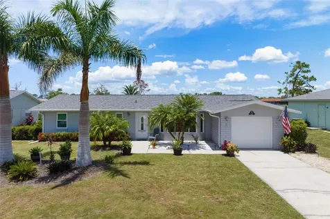 64 Oakland Hills Place Rotonda West FL 33947