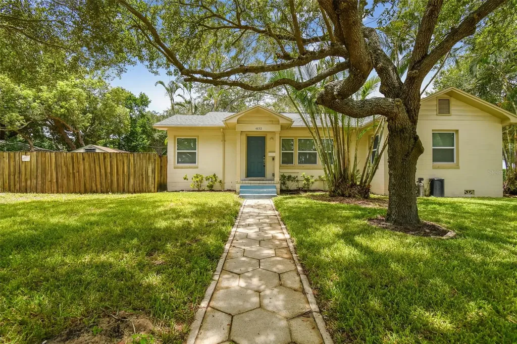 4832 16th Street N St Petersburg FL 33703