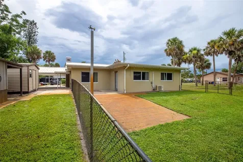 9565 SW Adams Street Okeechobee FL 34974