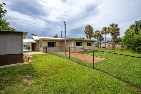9565 SW Adams Street Okeechobee FL 34974