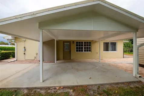 9565 SW Adams Street Okeechobee FL 34974