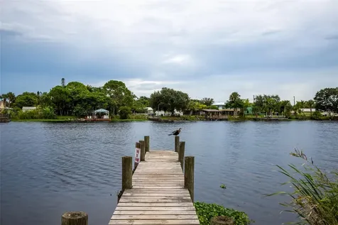 9565 SW Adams Street Okeechobee FL 34974