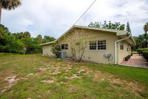 9565 SW Adams Street Okeechobee FL 34974