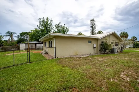 9565 SW Adams Street Okeechobee FL 34974