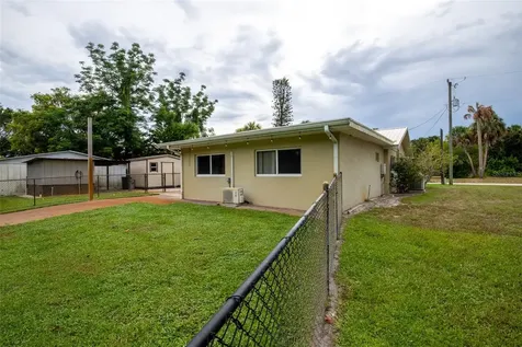 9565 SW Adams Street Okeechobee FL 34974