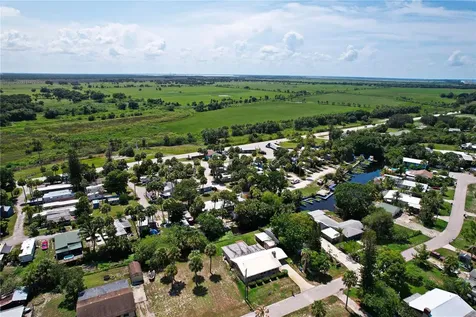 9565 SW Adams Street Okeechobee FL 34974