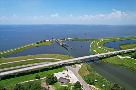 9565 SW Adams Street Okeechobee FL 34974