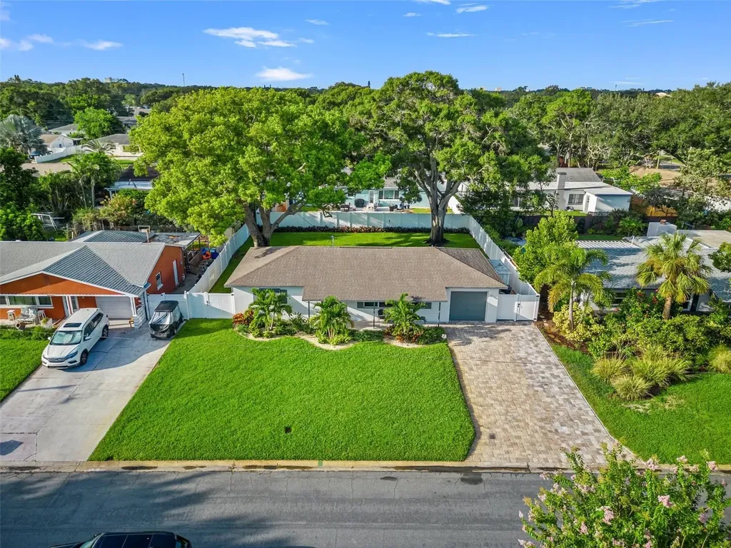 6360 25th Avenue N St Petersburg FL 33710