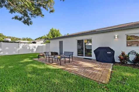 6360 25th Avenue N St Petersburg FL 33710