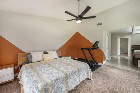 14102 Hollingfare Place Tampa FL 33624