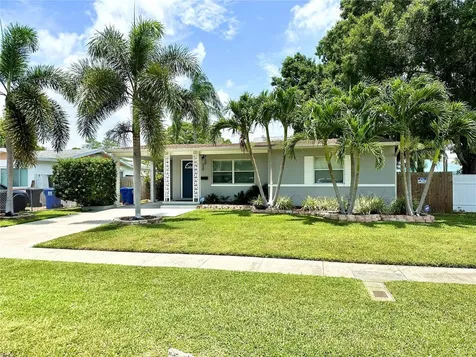 239 80th Avenue N St Petersburg FL 33702