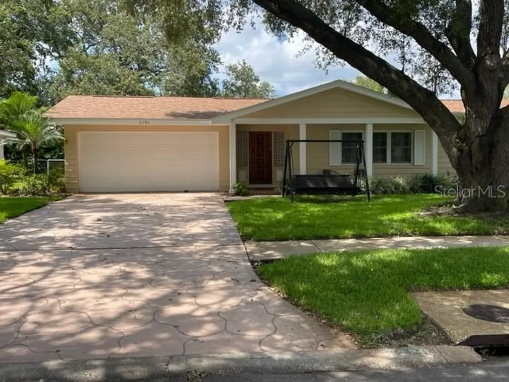 2286 Glenmoor Road N Clearwater FL 33764