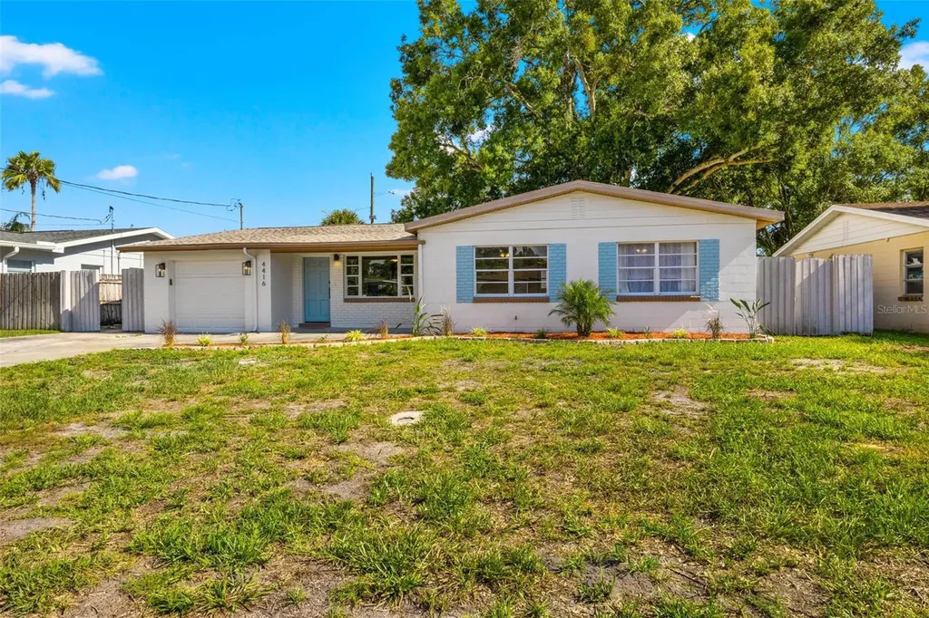 4416 W Bay Court Avenue Tampa FL 33611