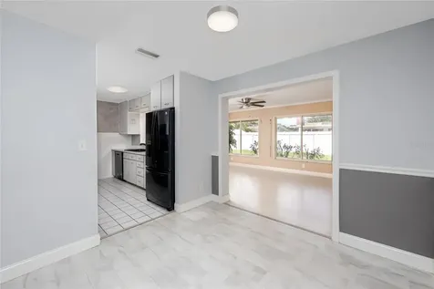 2700 59th Way N St Petersburg FL 33710