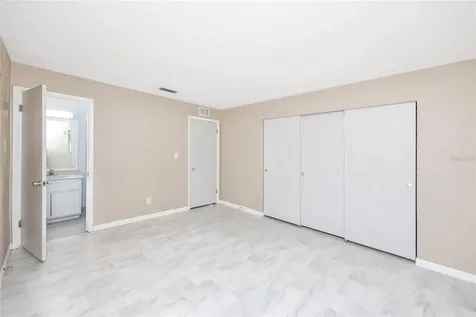 2700 59th Way N St Petersburg FL 33710