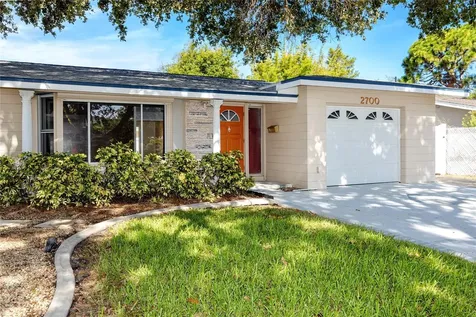 2700 59th Way N St Petersburg FL 33710