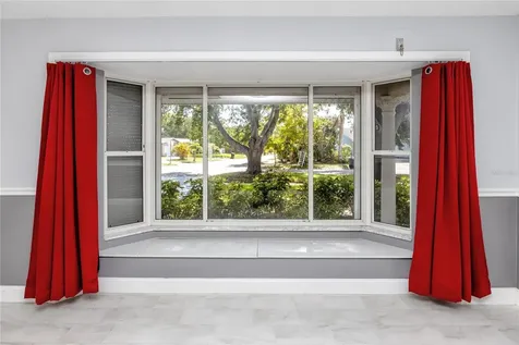 2700 59th Way N St Petersburg FL 33710