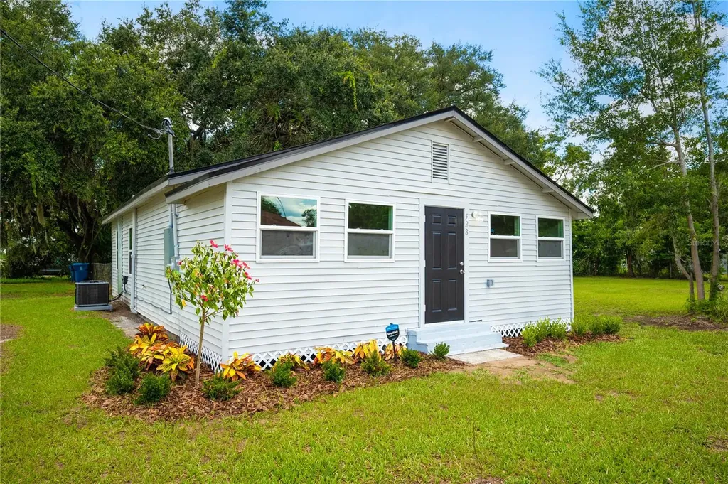 528 S Seminole Avenue Fort Meade FL 33841