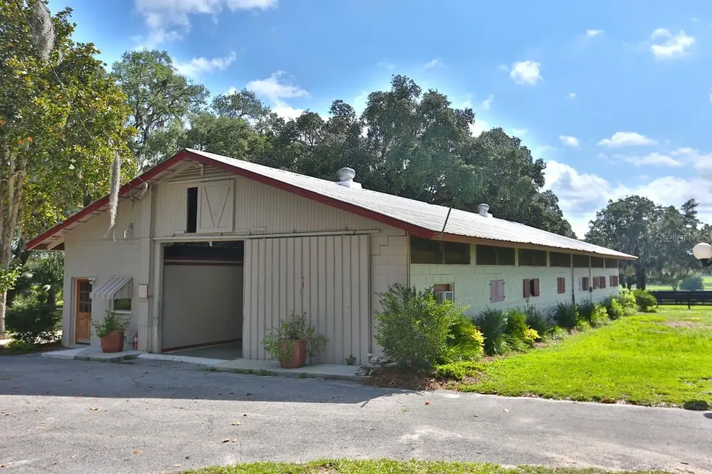 13450 NW Gainesville Road Reddick FL 32686