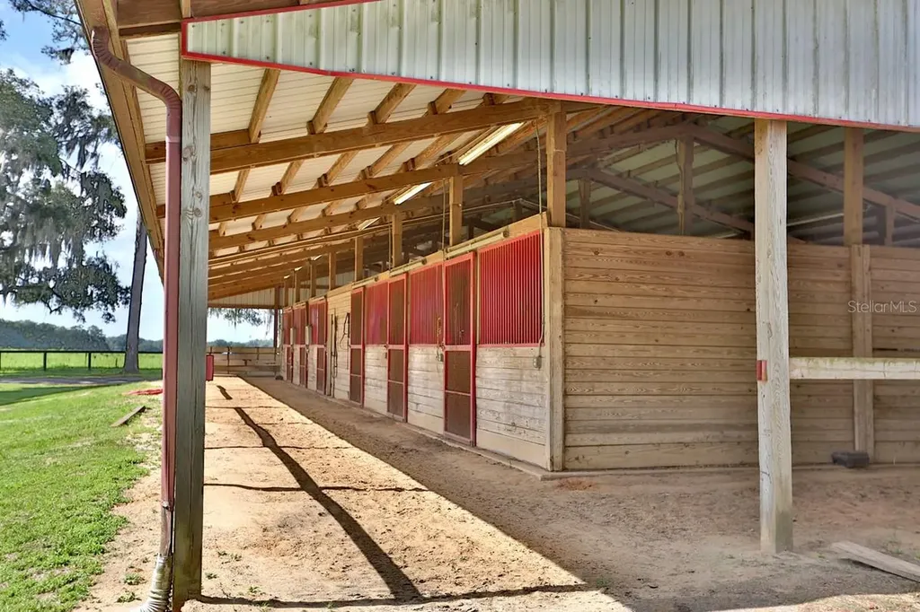 13450 NW Gainesville Road Reddick FL 32686