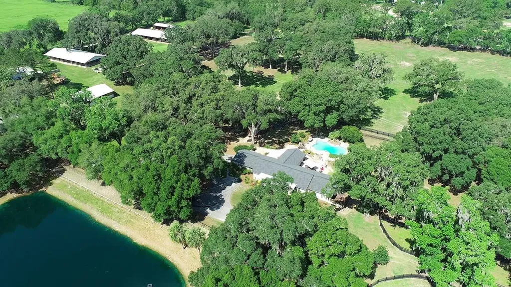 13450 NW Gainesville Road Reddick FL 32686