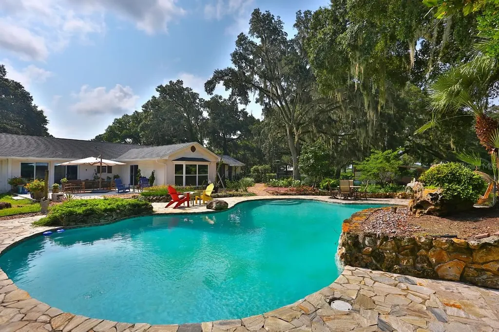 13450 NW Gainesville Road Reddick FL 32686